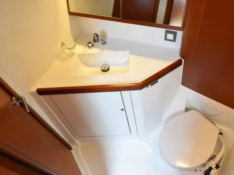 YachtCharter in Toúrlos - Bénéteau Oceanis 46.1 auf SamBoat