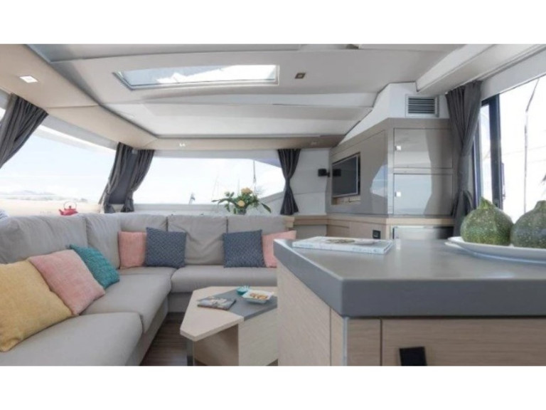 Ein Fountaine Pajot Saona 47 mieten in Álimos
