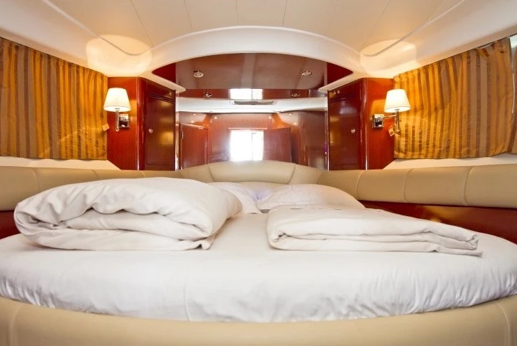 Prestige Prestige 46 Fly-a mieten Cagliari