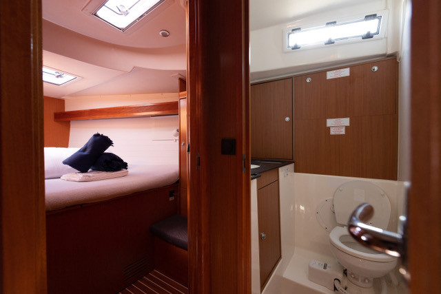 Segelboot mit oder ohne Skipper Bavaria mieten in Livorno