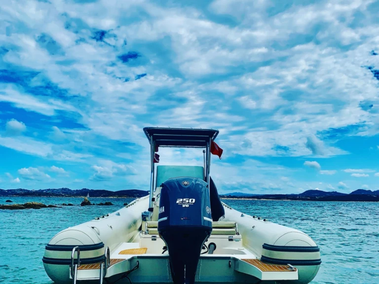 Capelli Tempest 900 mieten Palau