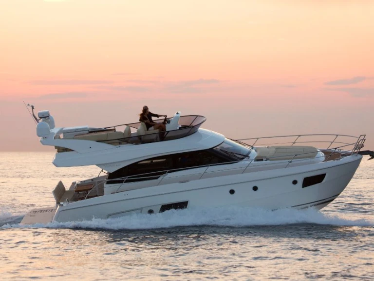 Yacht mieten in Podstrana - Bavaria Virtess 420 Fly