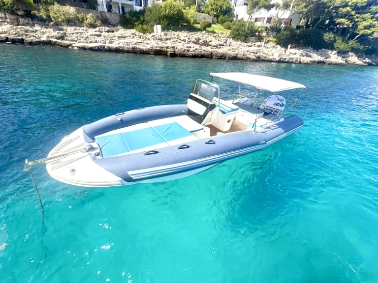 YachtCharter in Marina De Cala D'Or - Searide 690 auf SamBoat