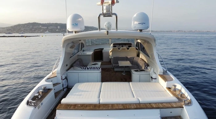 YachtCharter in Saint-Tropez - Rizzardi 73 auf SamBoat
