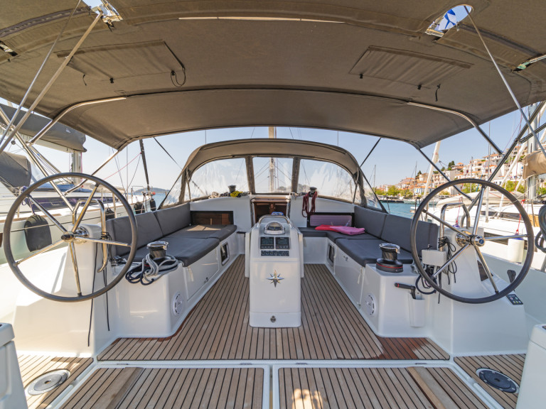 Jeanneau Sun Odyssey 490 mieten Álimos