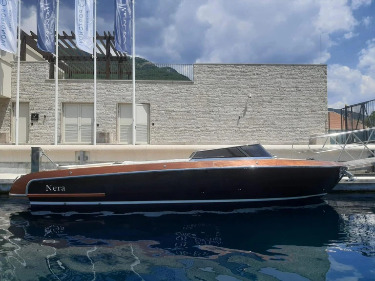 Motorboot mieten in Portonovi zum besten Preis