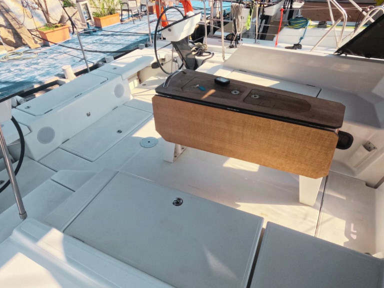 Ein Dufour Dufour 44 mieten in Palermo