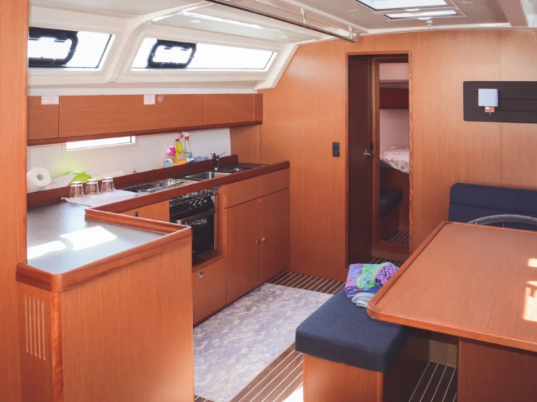 Bavaria Bavaria 46 Cruiser mieten Messina