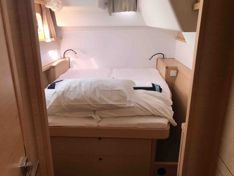 Lagoon Lagoon 450 F mieten San Teodoro