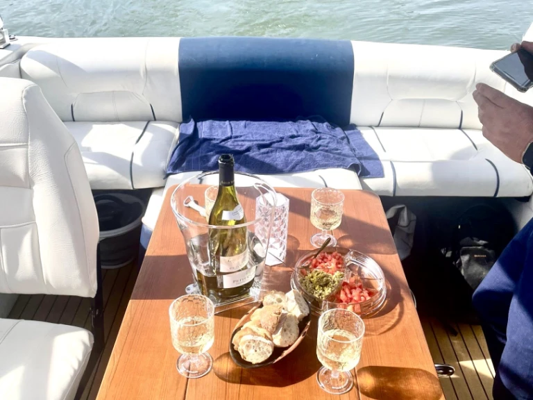 Motorboot mieten in Port de Cannes Marina zum besten Preis