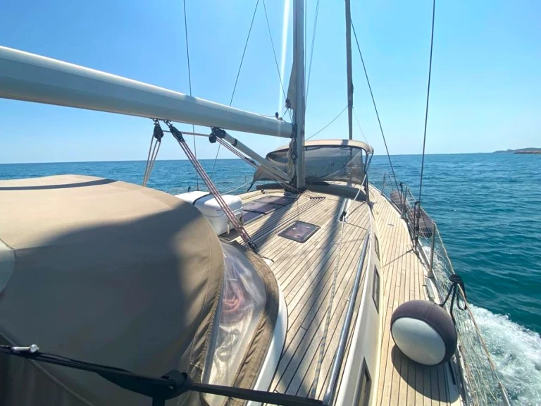 Ein Bavaria Bavaria 45 Cruiser mieten in Sitges