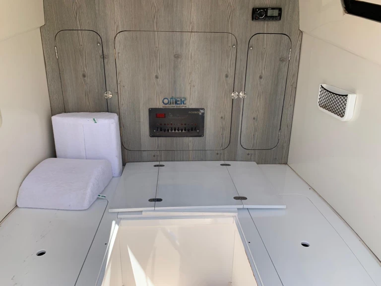 Boot mieten Neapel günstig One Way 100