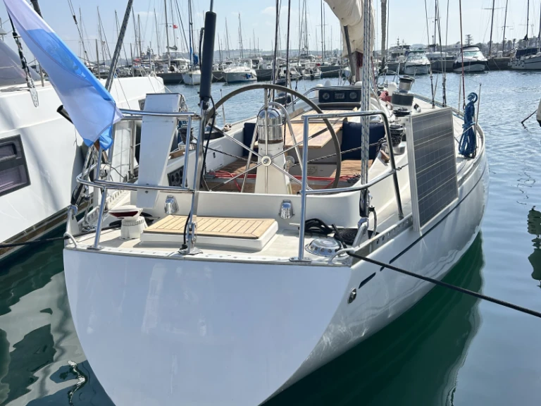 Nautor Swan Swan 44 mieten Cagliari