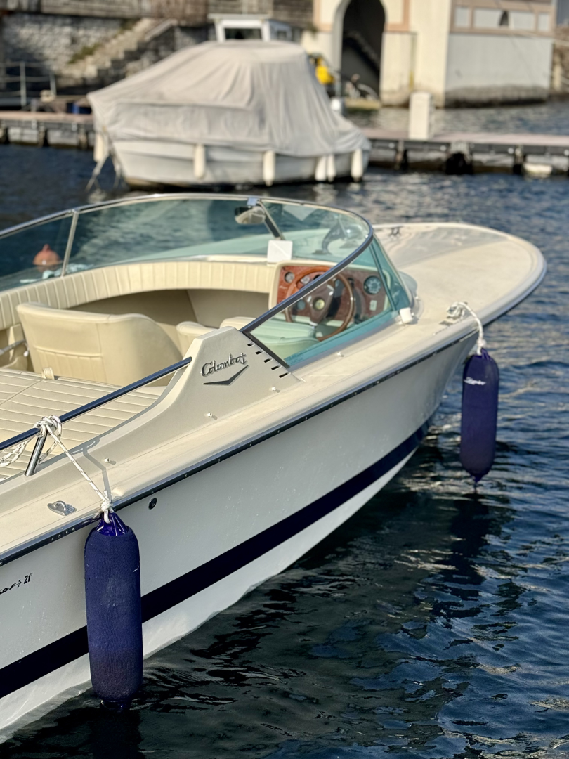 YachtCharter in Como (City) - Colombo super indios 21 auf SamBoat