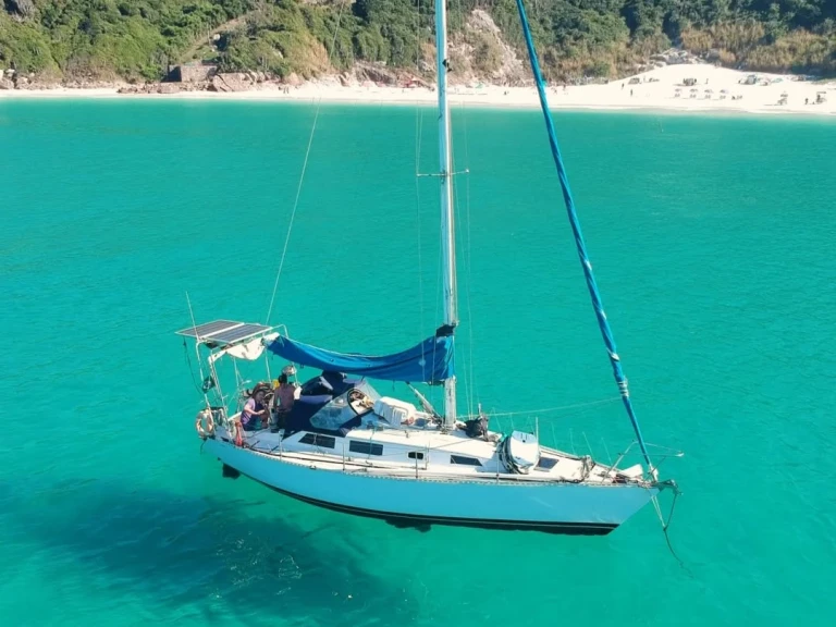 Ein Custom Made Peterson 34  mieten in Baie de Grande-Case