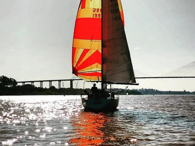 Vermietung Segelboot Custom Made mit Führerschein