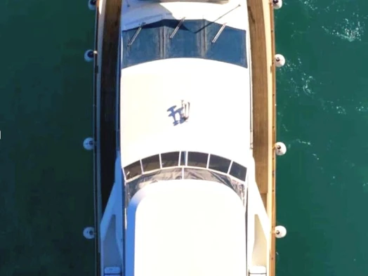 Ein Versilcraft Falcon80 mieten in Amalfi Coast