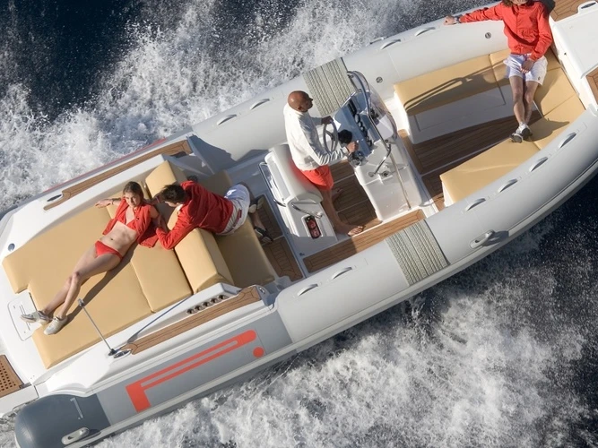 Schlauchboot mieten in Porto Rotondo - Pirelli 7.70