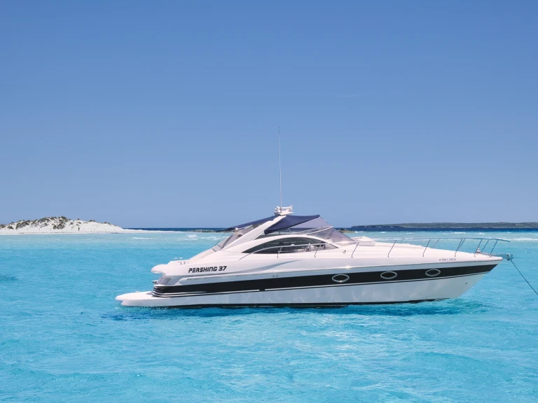 Vermietung Motorboot Pershing mit Führerschein