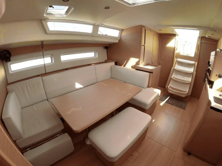 Jeanneau Sun Odyssey 490 mieten Olbia