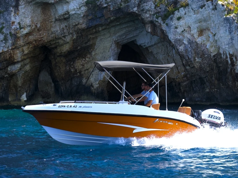 YachtCharter in Psaroú - Nireus Ω53 auf SamBoat