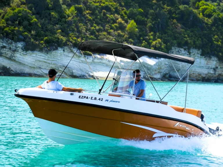 Motorboot mieten in Psaroú - Nireus Ω53