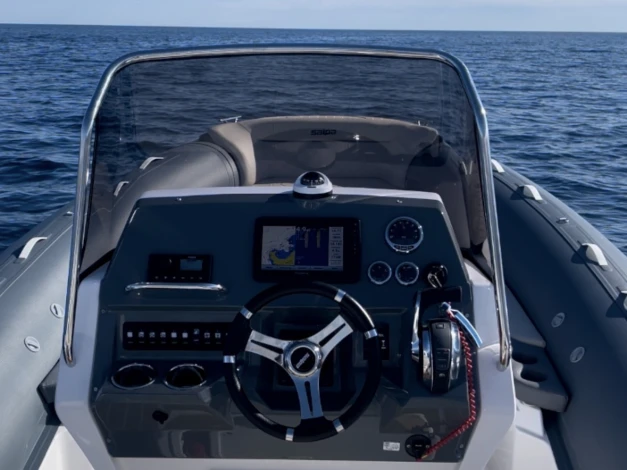 Vermietung Schlauchboot Salpa mit Führerschein