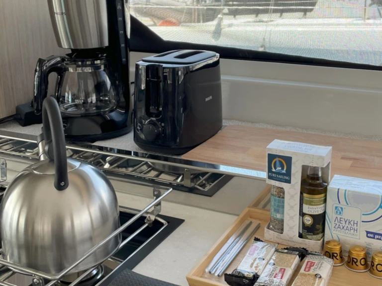 Boot mieten Plataniás günstig Lagoon 46