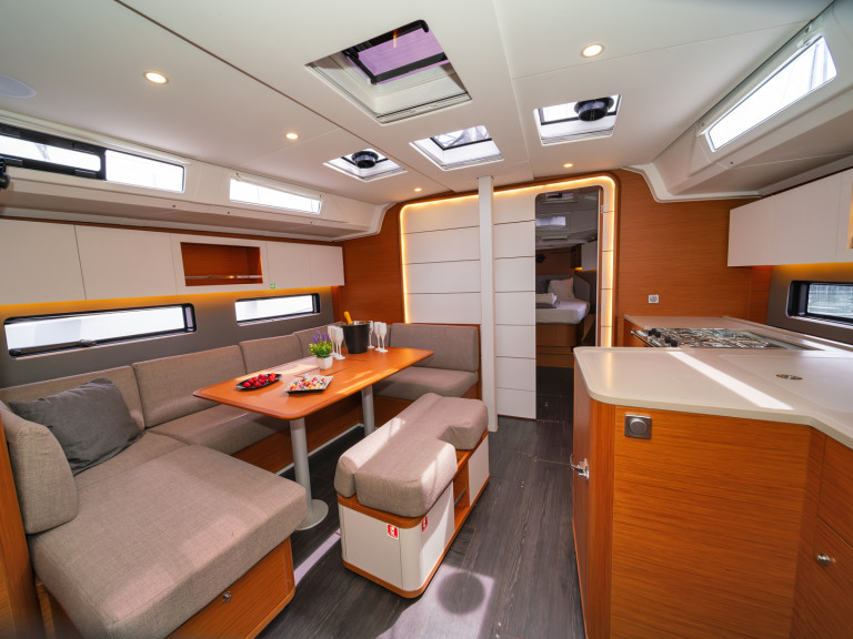 Ein Dufour Dufour 41 mieten in Álimos