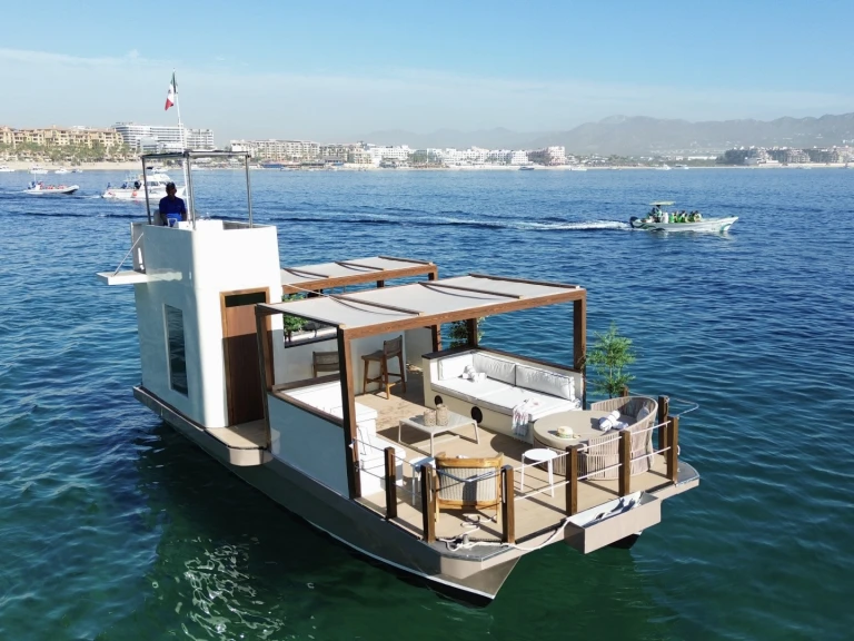Ein Custom Made 35 mieten in Cabo San Lucas