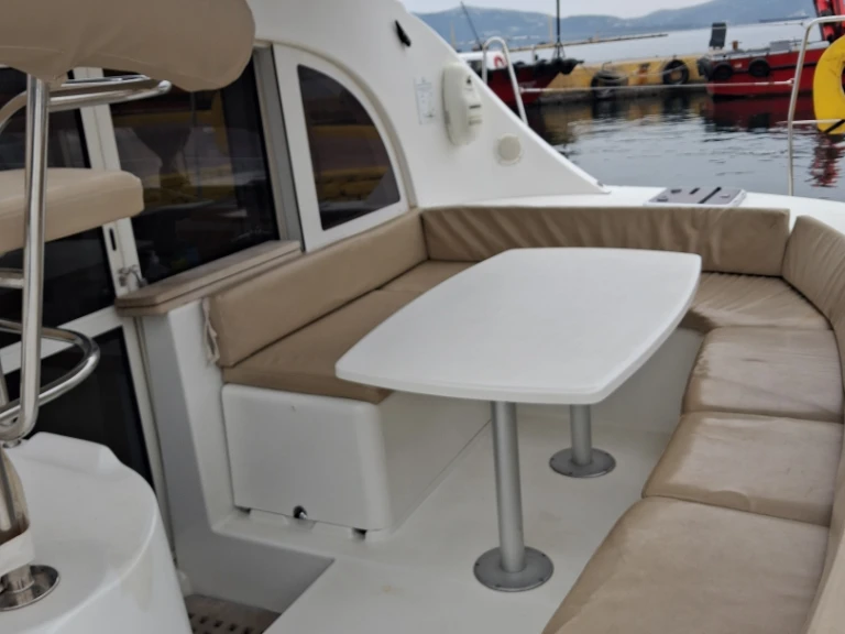 Katamaran mit oder ohne Skipper Lagoon mieten in Paros Port