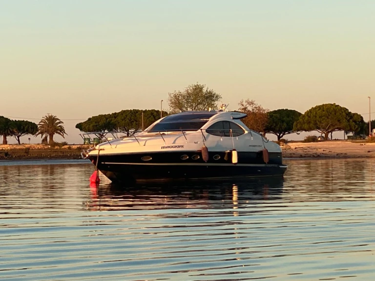 Motorboot mit oder ohne Skipper PRIMATIST By Bruno Abbate mieten in Lissabon