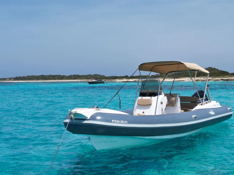 YachtCharter in Bormes-les-Mimosas - Zodiac Medline auf SamBoat