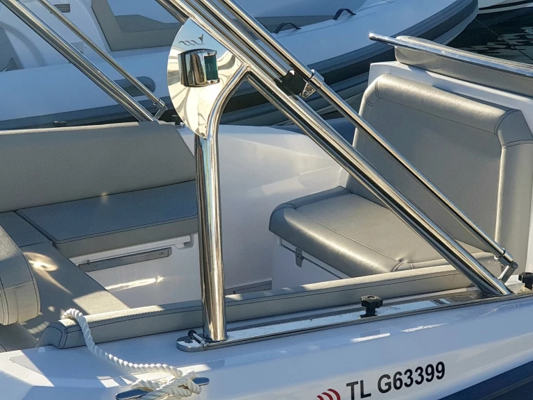 Vermietung Schlauchboot Zodiac mit Führerschein