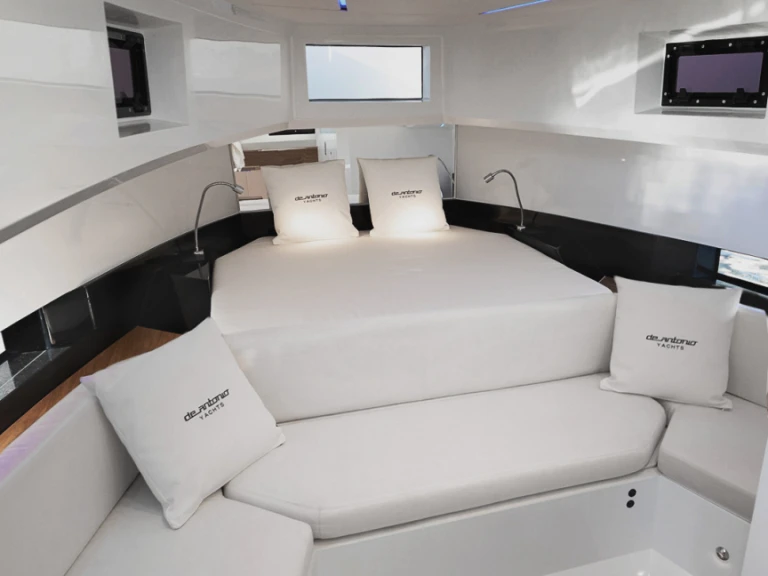 Bootsverleih De Antonio d36 Marina Botafoch Samboat