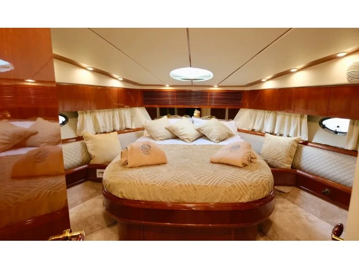 Motorboot mieten in Provincia di Messina - Fairline Fairline 55 Fly