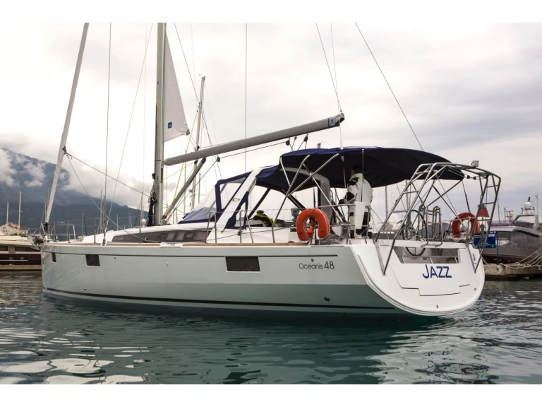 YachtCharter in Cagliari - Bénéteau Oceanis 48 auf SamBoat