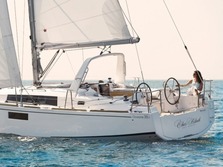 Bénéteau Oceanis 35.1 mieten Cagliari