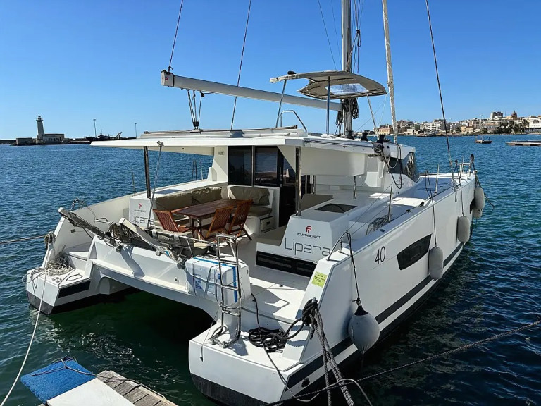 YachtCharter in Carloforte - Fountaine Pajot Lucia 40 auf SamBoat