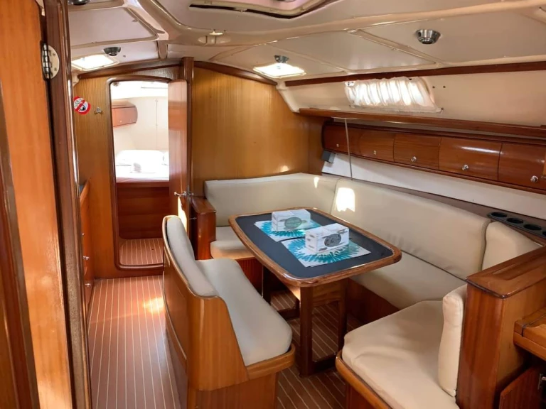 YachtCharter in Volos - Bavaria Bavaria 38 auf SamBoat