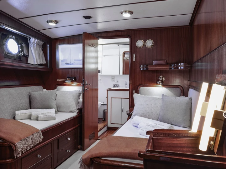 Ein  Pacific Class 85 mieten in Cannigione di Arzachena