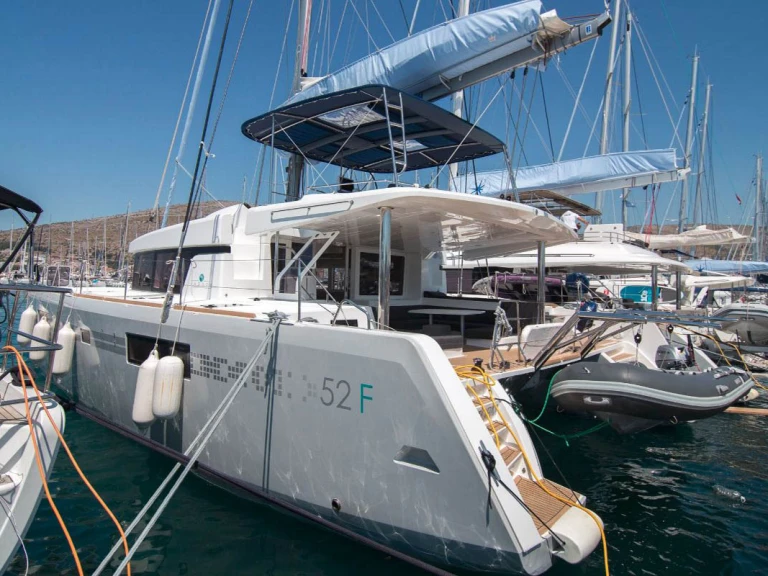 Katamaran mit oder ohne Skipper Lagoon mieten in Praslin Island