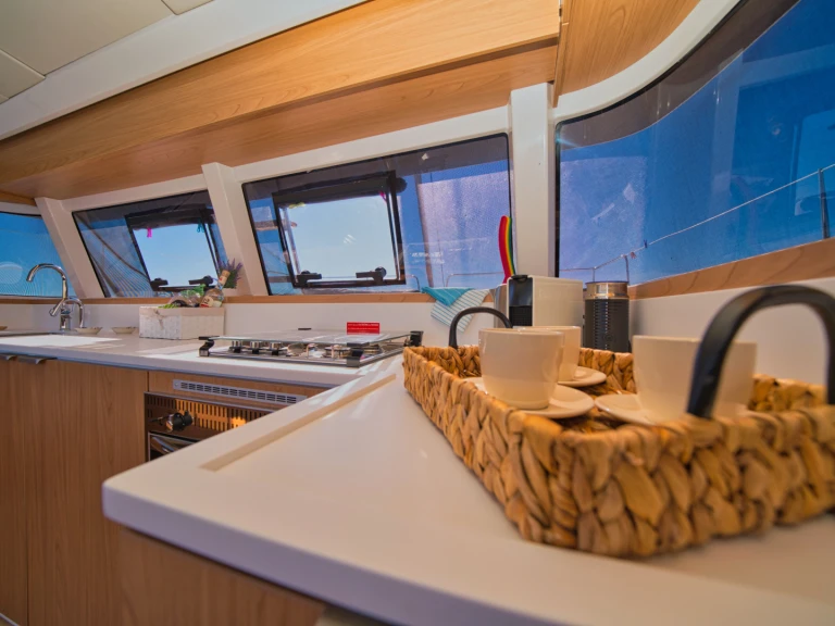 Katamaran mieten in Gouviá zum besten Preis