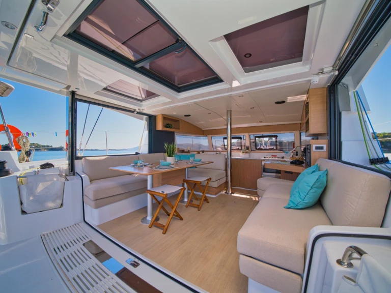 Boot mieten Gouviá günstig Bali Catsmart