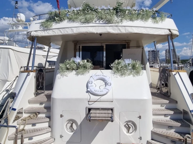 Boot mieten Porto di Salerno günstig falcon 80