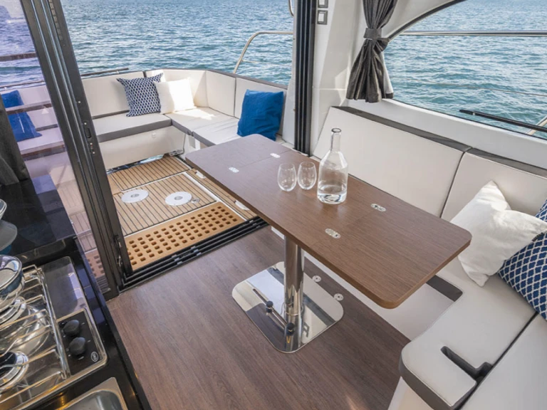 Bootsverleih Bénéteau Antares 11 FLY Saint-Mandrier-sur-Mer Samboat