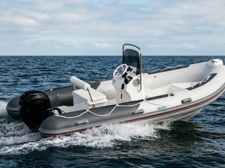 Ein Goldenship Aura 5020 mieten in Gijón