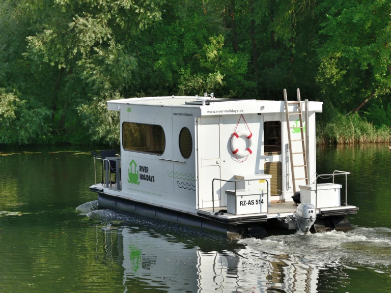 Bootsverleih A Rollyboot Lübz Samboat