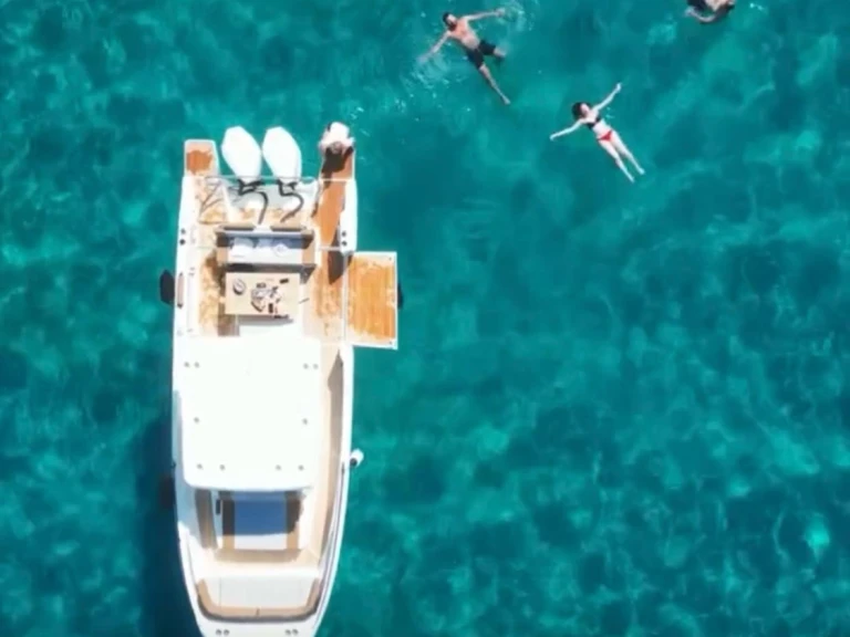 Bénéteau Flyer 9 mieten Saint-Raphaël