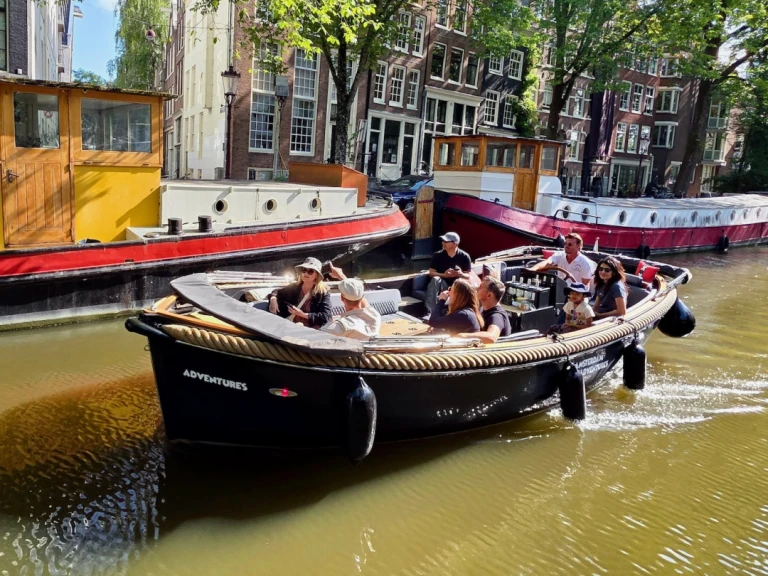 Ein SeaFury SeaFury800 mieten in Amsterdam